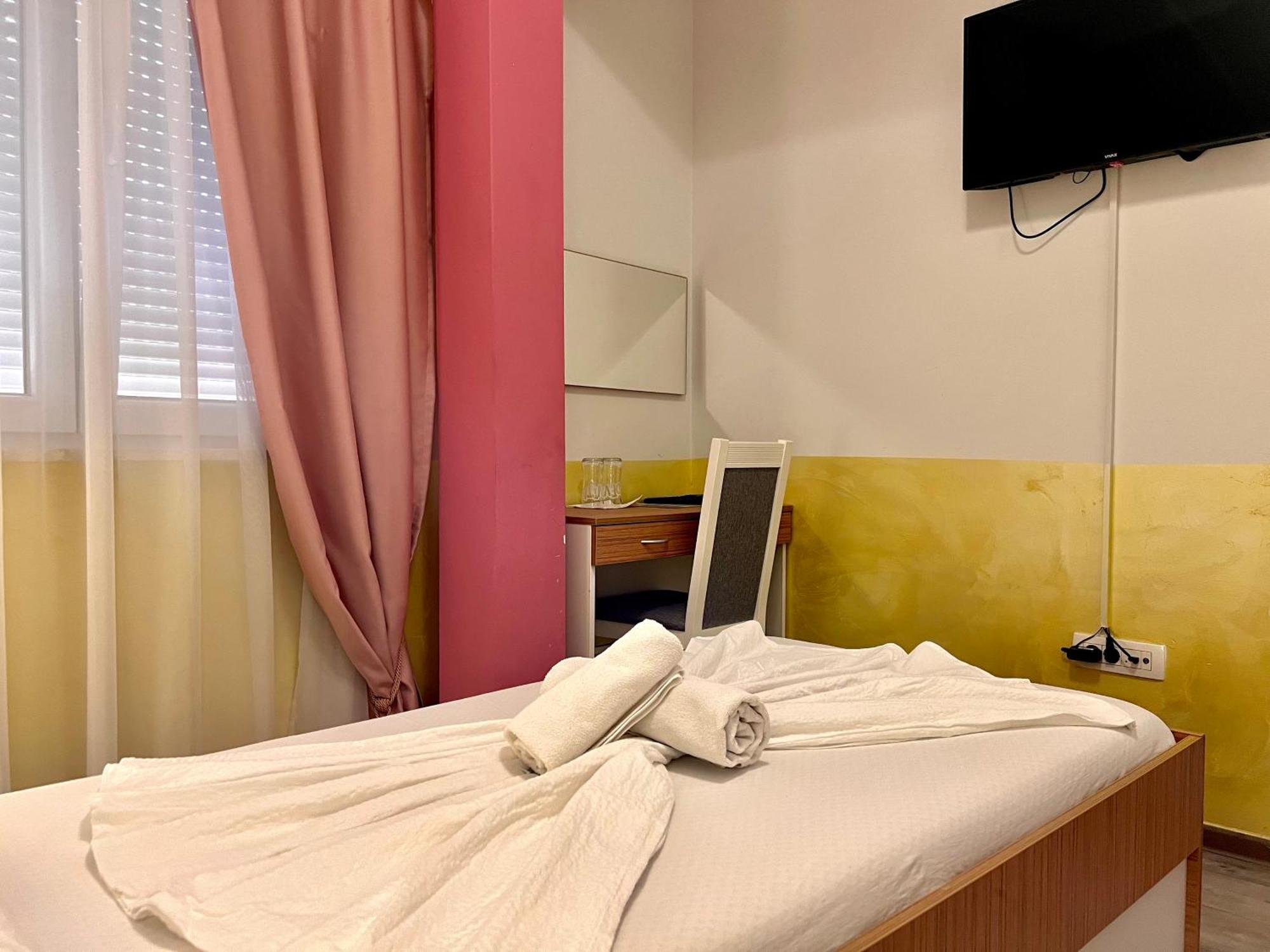 Hotel Nur Μόσταρ Εξωτερικό φωτογραφία